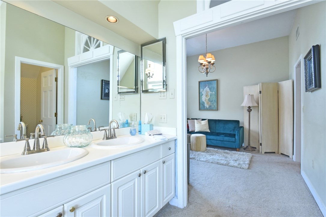 2 Howland Farm Road East Greenwich, RI 02818 - Photo 28 of 40 Gallery Image 28