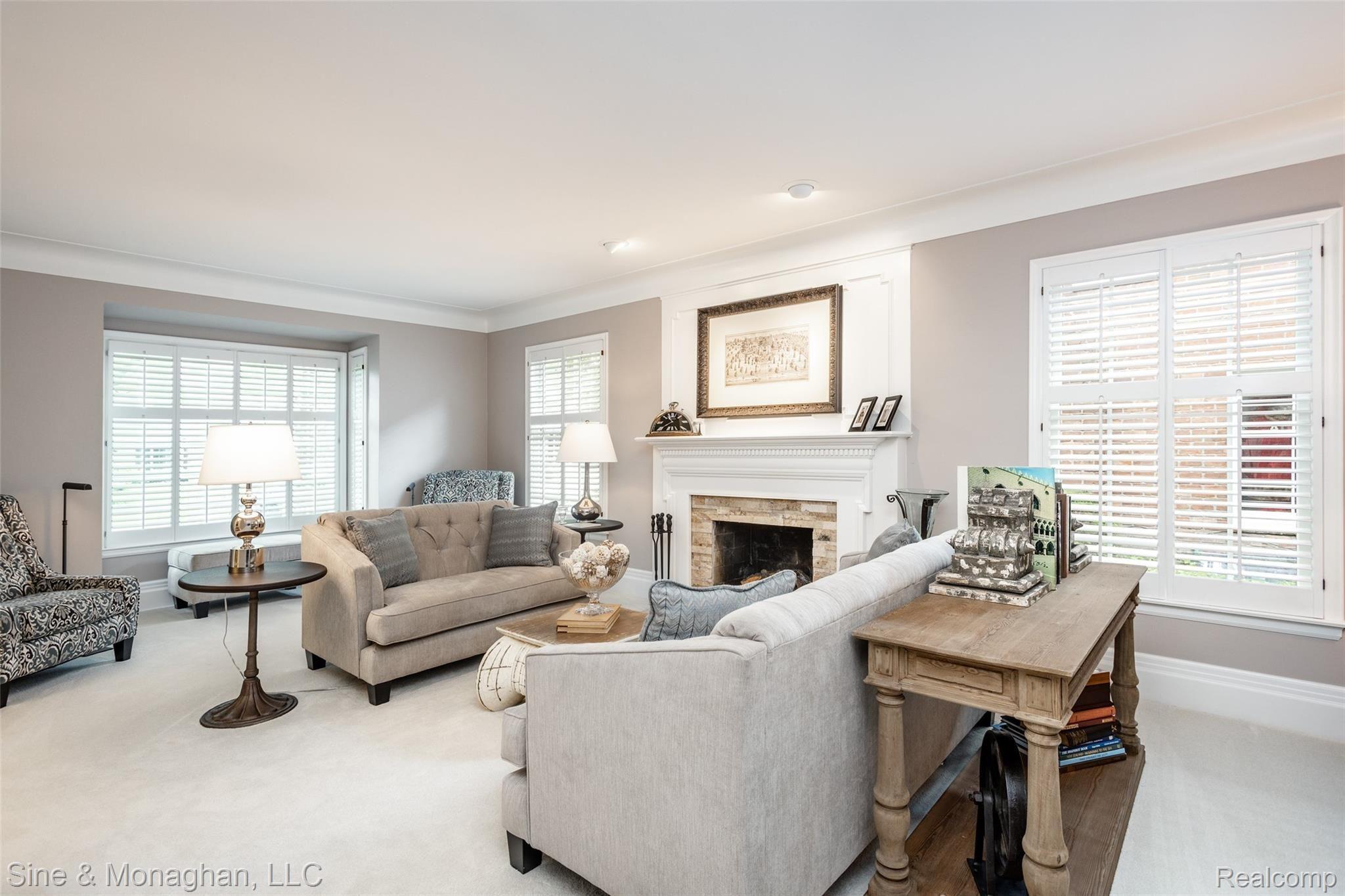 901 South Oxford Road Grosse Pointe, MI 48236 - Photo 22 of 72 901 S Oxford L032.jpg