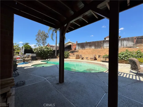 $709,999 | 5878 Palencia Drive, Riverside, CA 92509