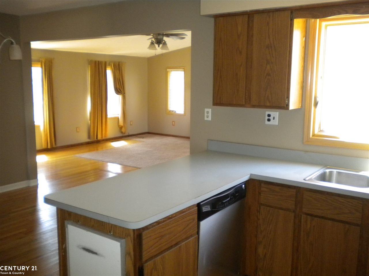 1510 Parke Street Rochester Hills, MI 48307 - Photo 11 of 35