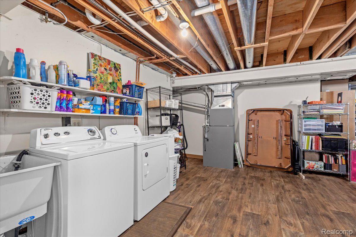 1695 Huntington Park, Unit A Rochester, MI 48309 - Photo 38 of 51 Gallery Image 38