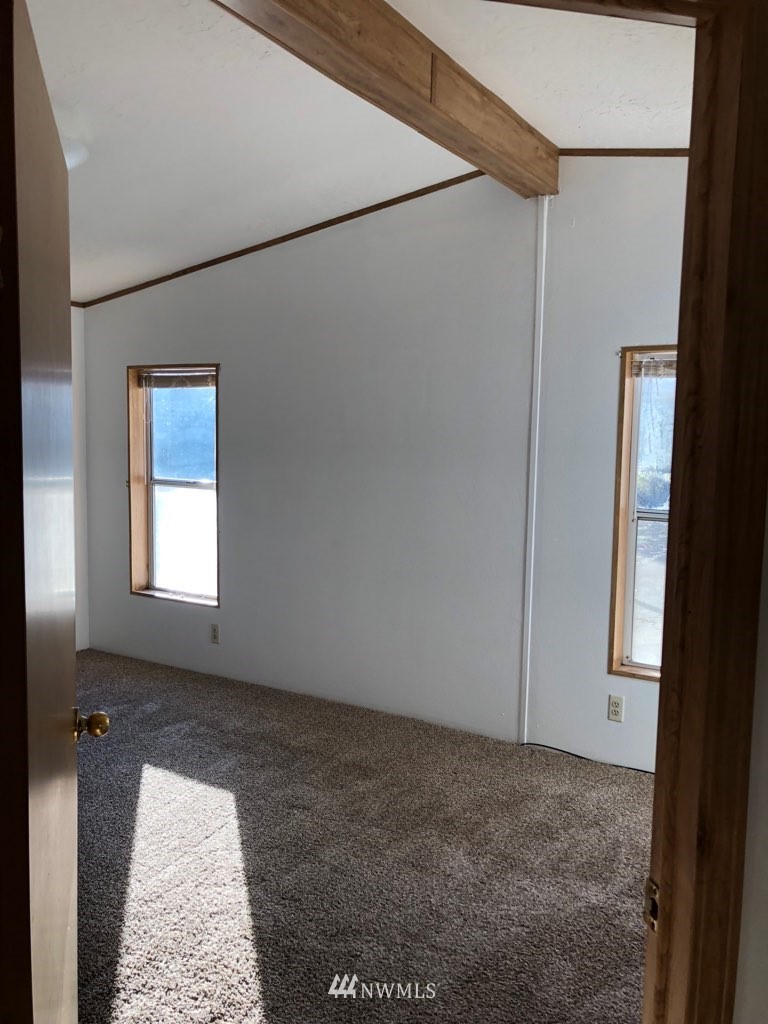 145 Shulke Road Castle Rock, WA 98611 - Photo 12 of 21 Gallery Image 12