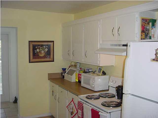 5758 Hickory Street Milton, FL 32570 - Photo 8 of 21