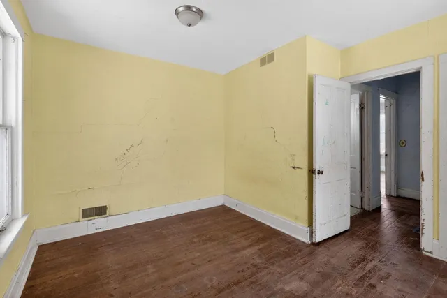 $45,000 | 320 South 5th Street, Sheldon, IL 60966