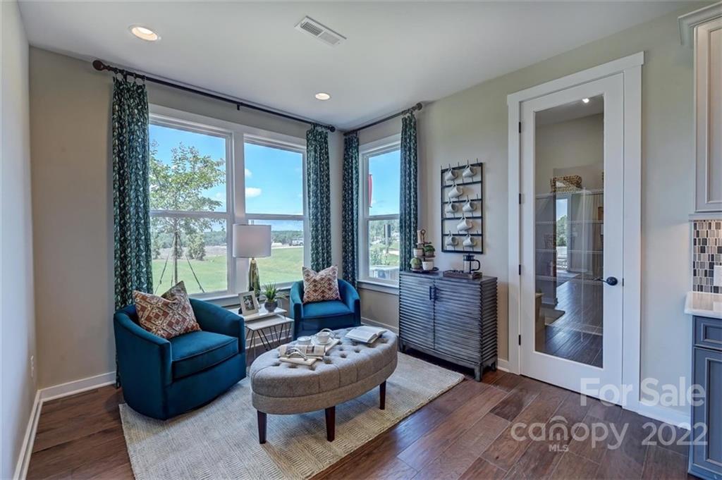 15212 Shallow Ridge Road, Unit 275 Charlotte, NC 28278 - Photo 25 of 40 Gallery Image 25
