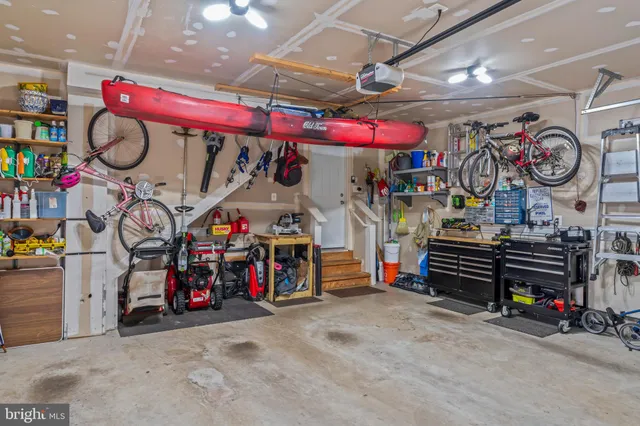 $1,165,000 | 23251 Christopher Thomas Lane, Brambleton, VA 20148