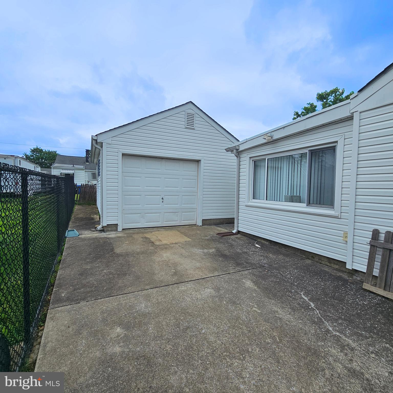 15 Paul Road Maple Shade, NJ 08052 - Photo 23 of 26 a house with a outdoor space