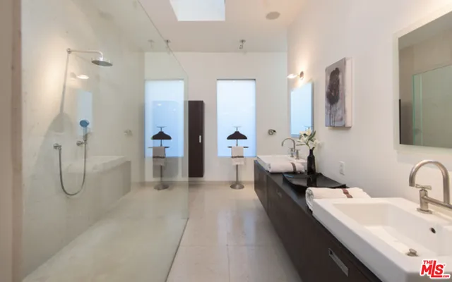 $16,500 | 1099 Vista Grande Drive, Pacific Palisades, CA 90272