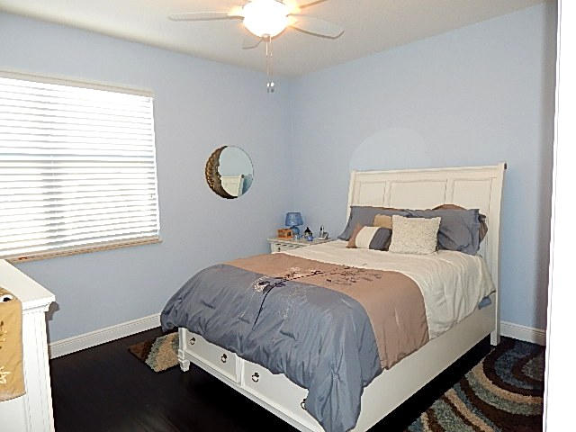 4811 Northwest 16th Terrace Boca Raton, FL 33431 - Photo 13 of 49 4811 guest rm DSCN0504