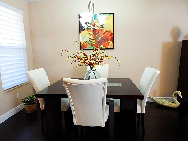 4811 dining rm DSCN0468