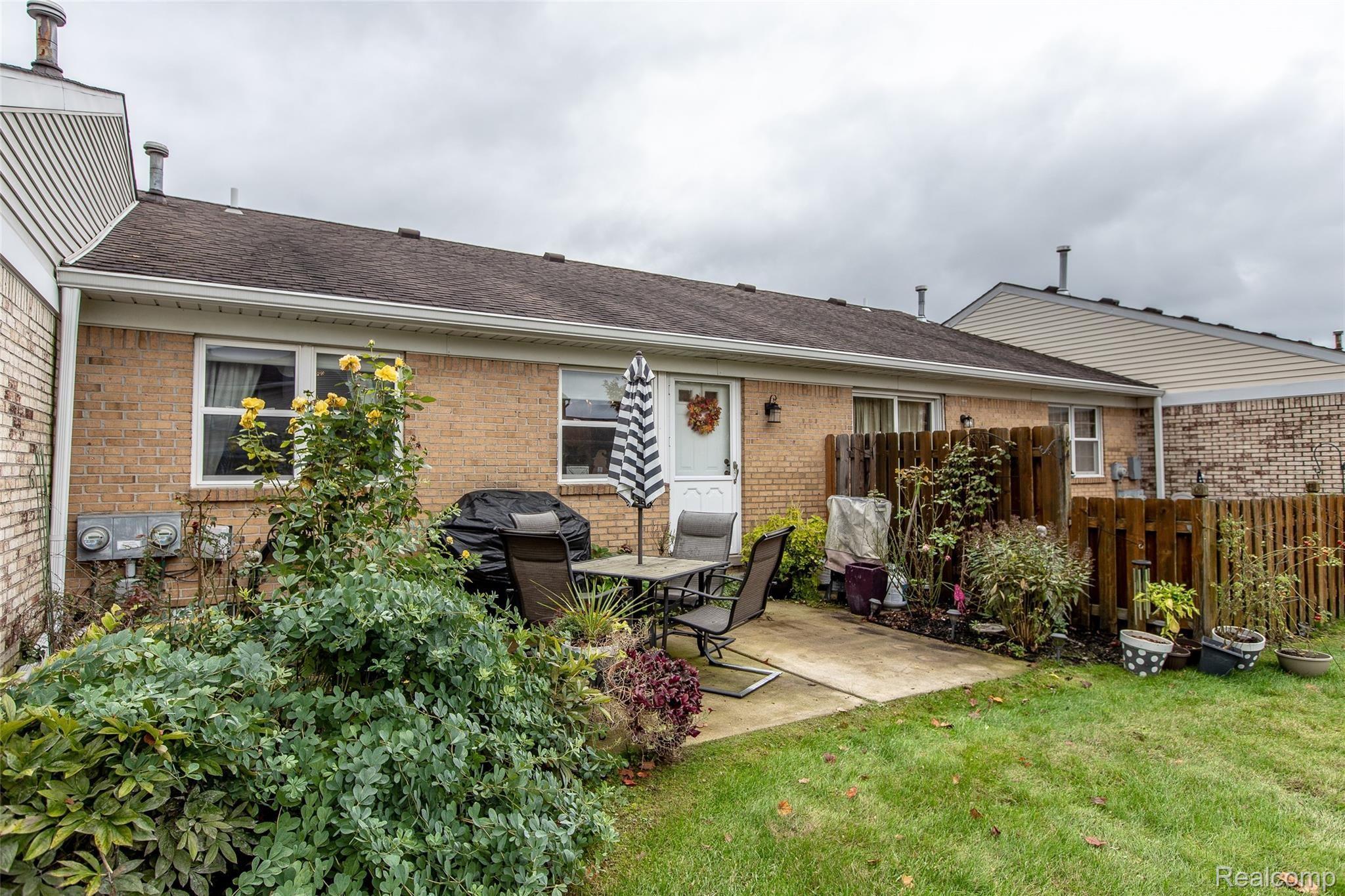 17500 Rudgate Street Southgate, MI 48195 - Photo 21 of 29 17500-4.jpg