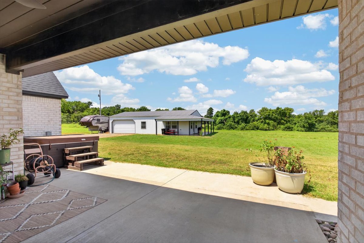 18695 Sand Plant Road Spiro, OK 74959 - Photo 9 of 75 Gallery Image 9