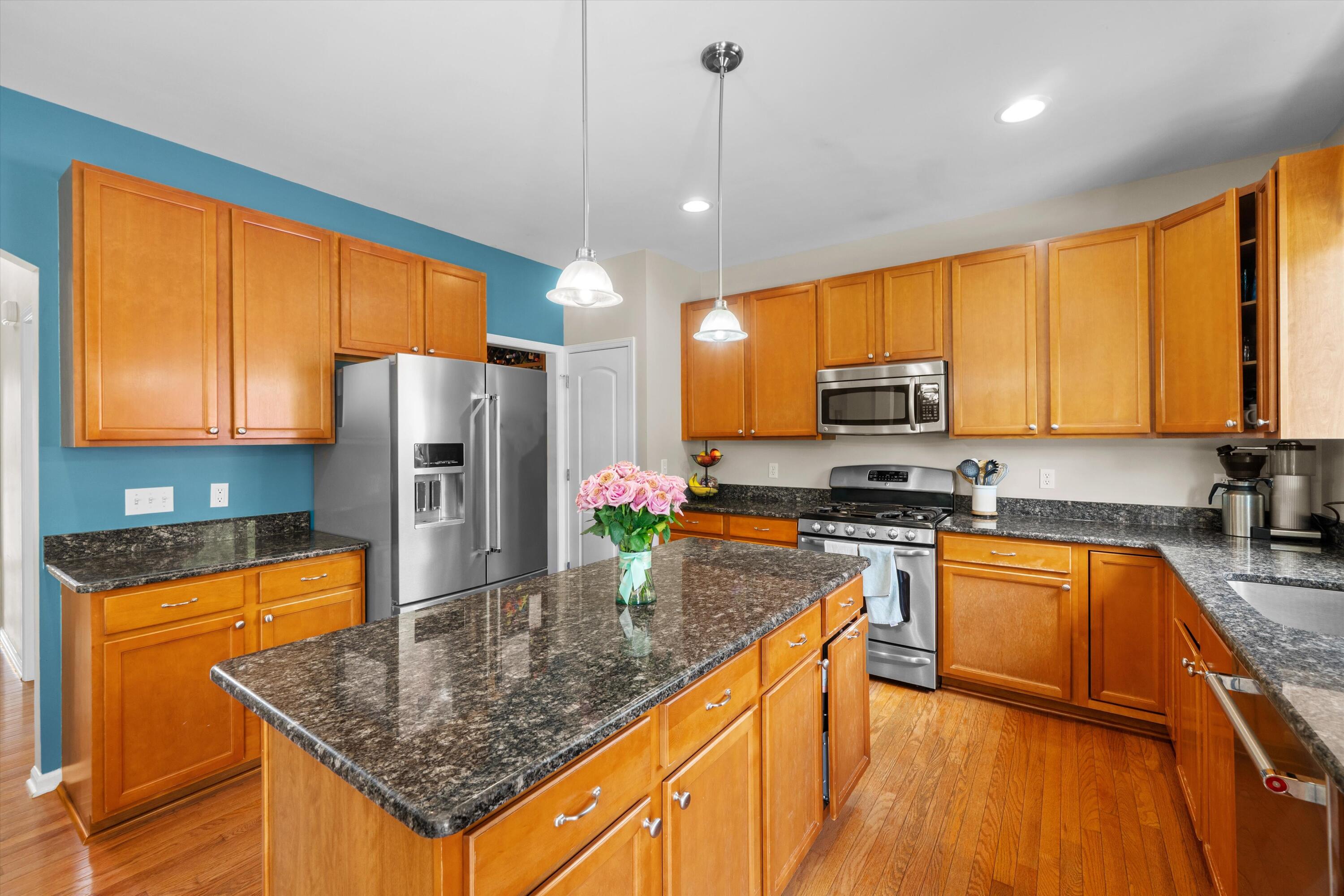 3727 Hogan Circle Rochester, MI 48307 - Photo 5 of 24 12-DSC05640