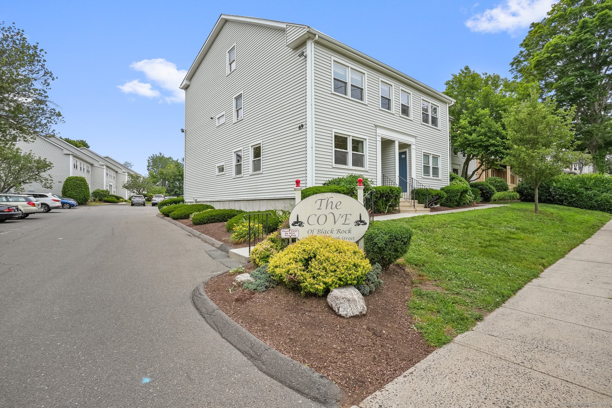 69 Ellsworth Street, Unit 101 Bridgeport, CT 06605 - Photo 1 of 1