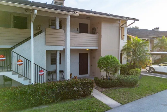 $215,000 | 3021 Southeast Aster Lane, Unit 705, Stuart, FL 34994
