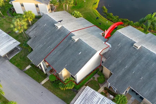 $215,000 | 3021 Southeast Aster Lane, Unit 705, Stuart, FL 34994