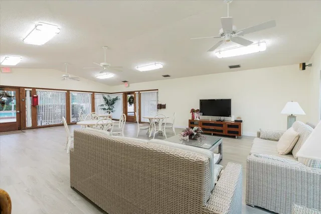 $215,000 | 3021 Southeast Aster Lane, Unit 705, Stuart, FL 34994