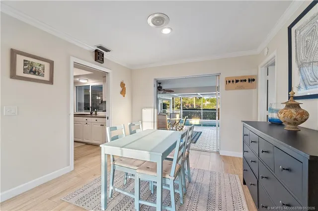 $725,000 | 3881 Southeast Fairway West, Stuart, FL 34997