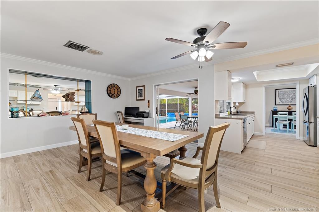 3881 Southeast Fairway West Stuart, FL 34997 - Photo 36 of 77