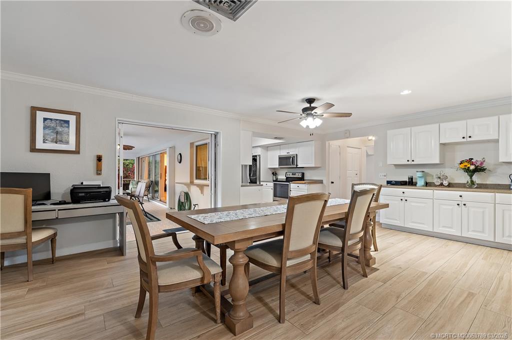 3881 Southeast Fairway West Stuart, FL 34997 - Photo 37 of 77