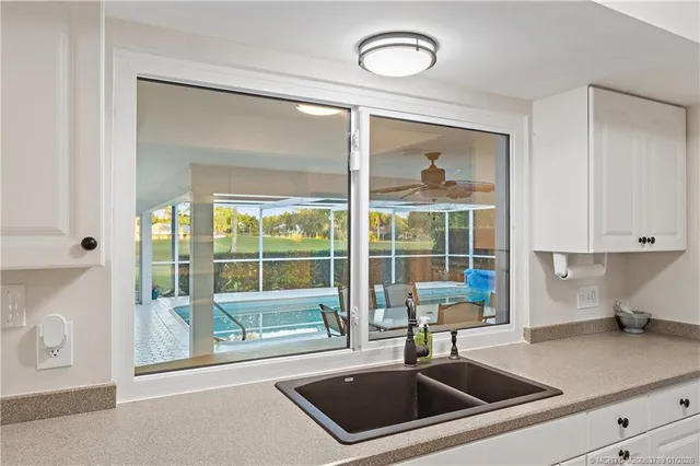 $725,000 | 3881 Southeast Fairway West, Stuart, FL 34997