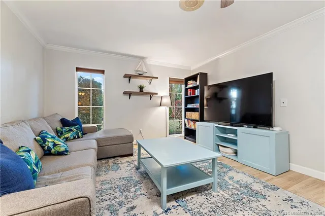 $725,000 | 3881 Southeast Fairway West, Stuart, FL 34997