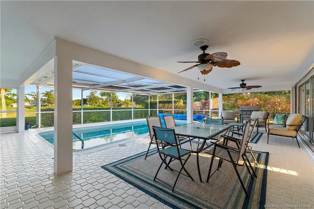 $725,000 | 3881 Southeast Fairway West, Stuart, FL 34997