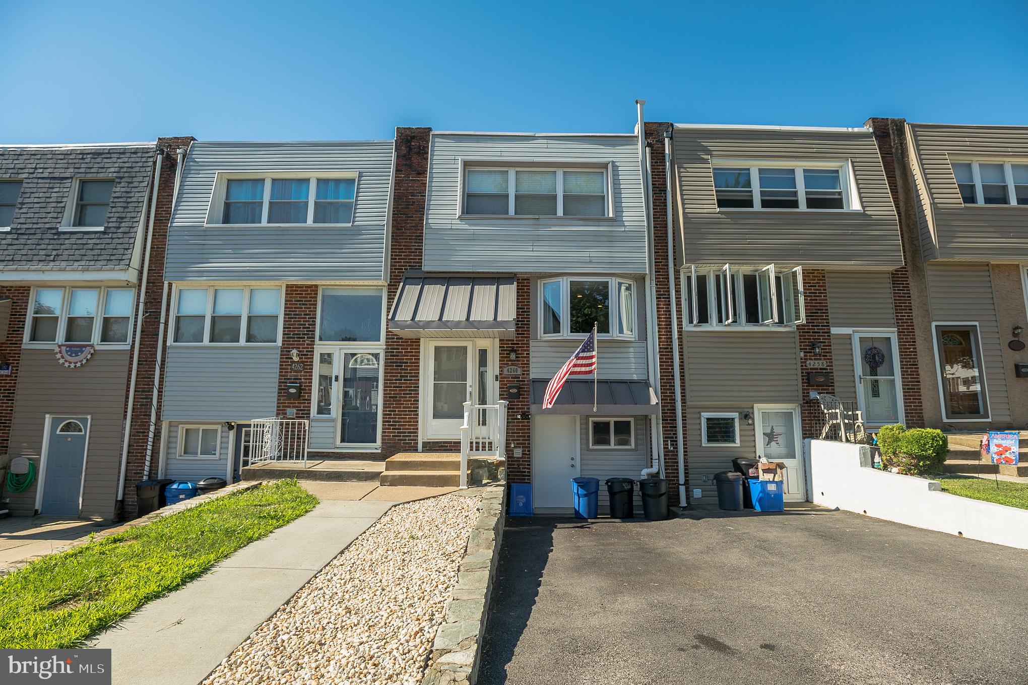 4260 Lawnside Road Philadelphia, PA 19154 - Photo 2 of 29 Gallery Image 2