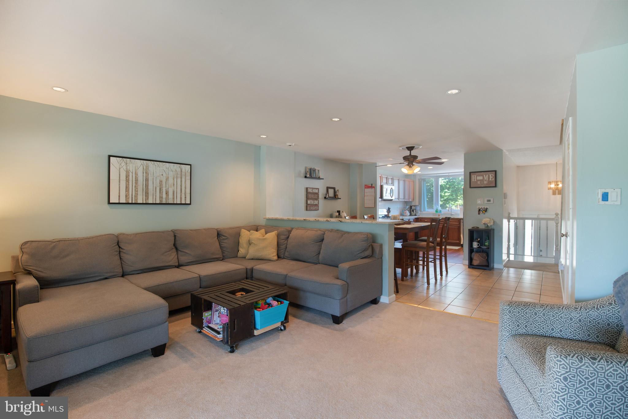 4260 Lawnside Road Philadelphia, PA 19154 - Photo 6 of 29 Gallery Image 6
