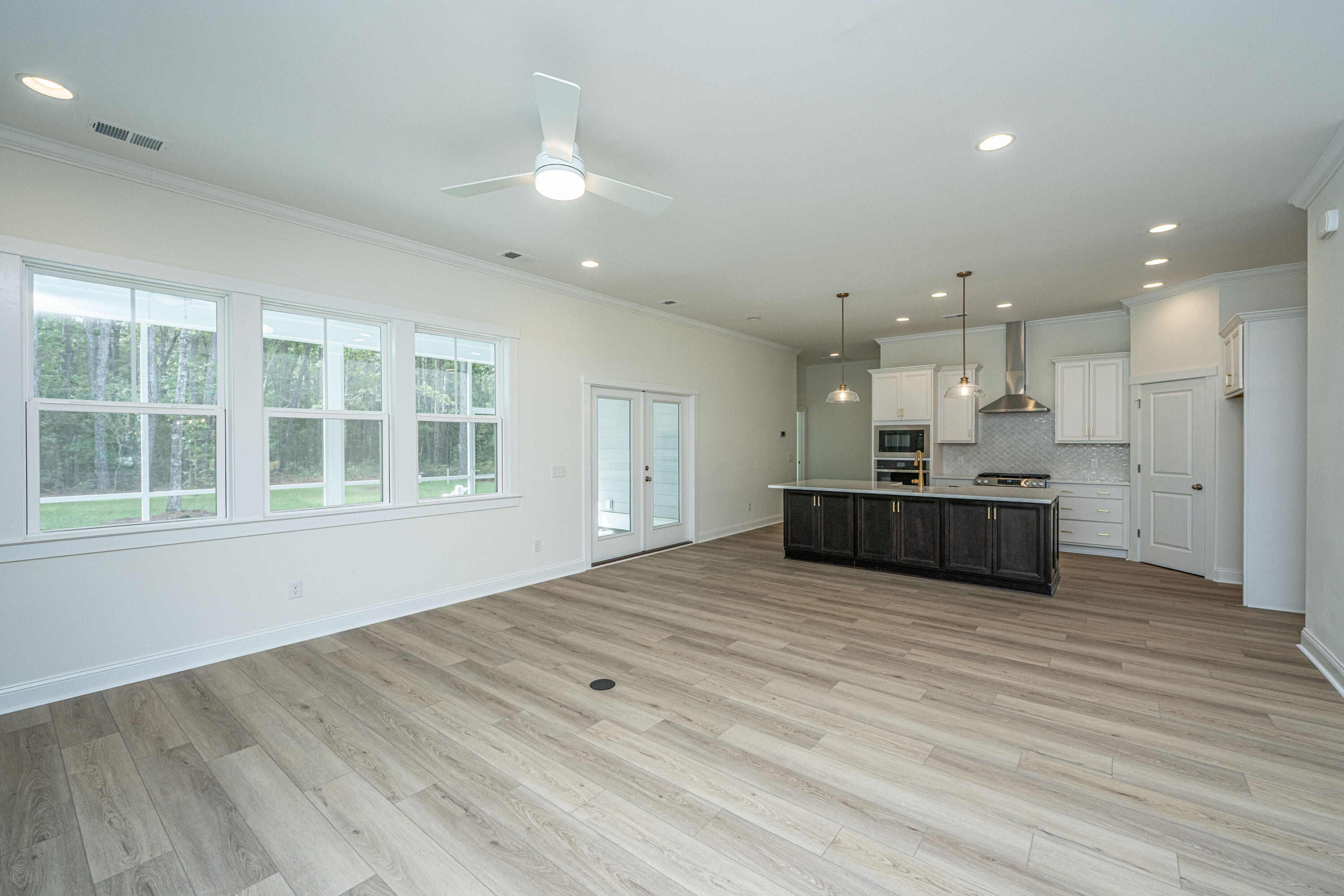 3011 Sweetwater Lane Awendaw, SC 29429 - Photo 11 of 54 3011SweetwaterLn014