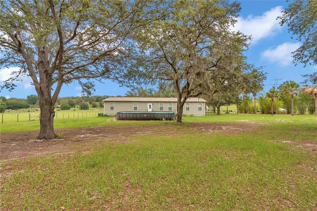 $490,000 | 7565 Dewey Robbins Road, Howey-in-the-Hills, FL 34737