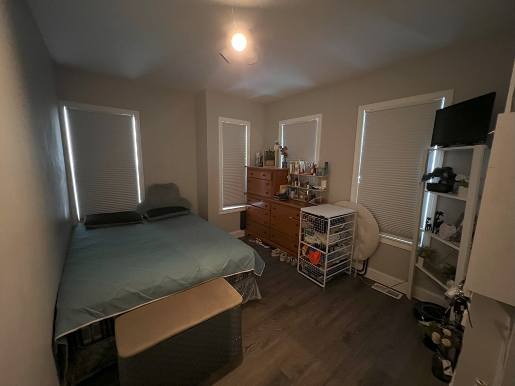 44 Freeman Street Framingham, MA 01702 - Photo 21 of 37 Gallery Image 21