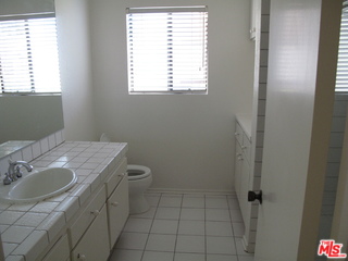 1244 Valley View Road, Unit 117 Glendale, CA 91202 - Photo 12 of 15