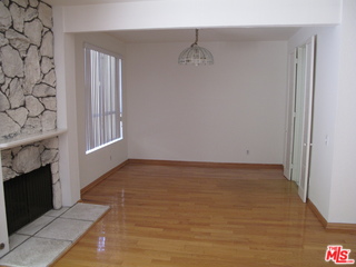 1244 Valley View Road, Unit 117 Glendale, CA 91202 - Photo 3 of 15
