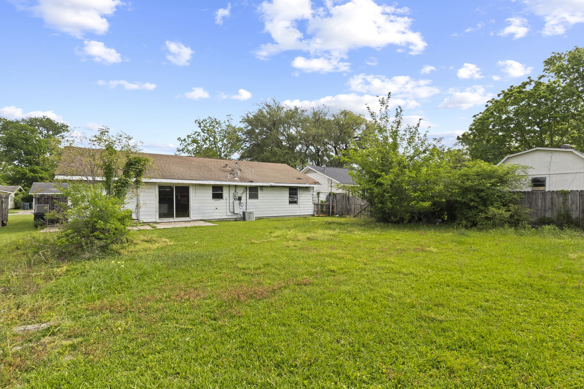 5145 Raleigh Drive Beaumont, TX 77706 - Photo 18 of 19