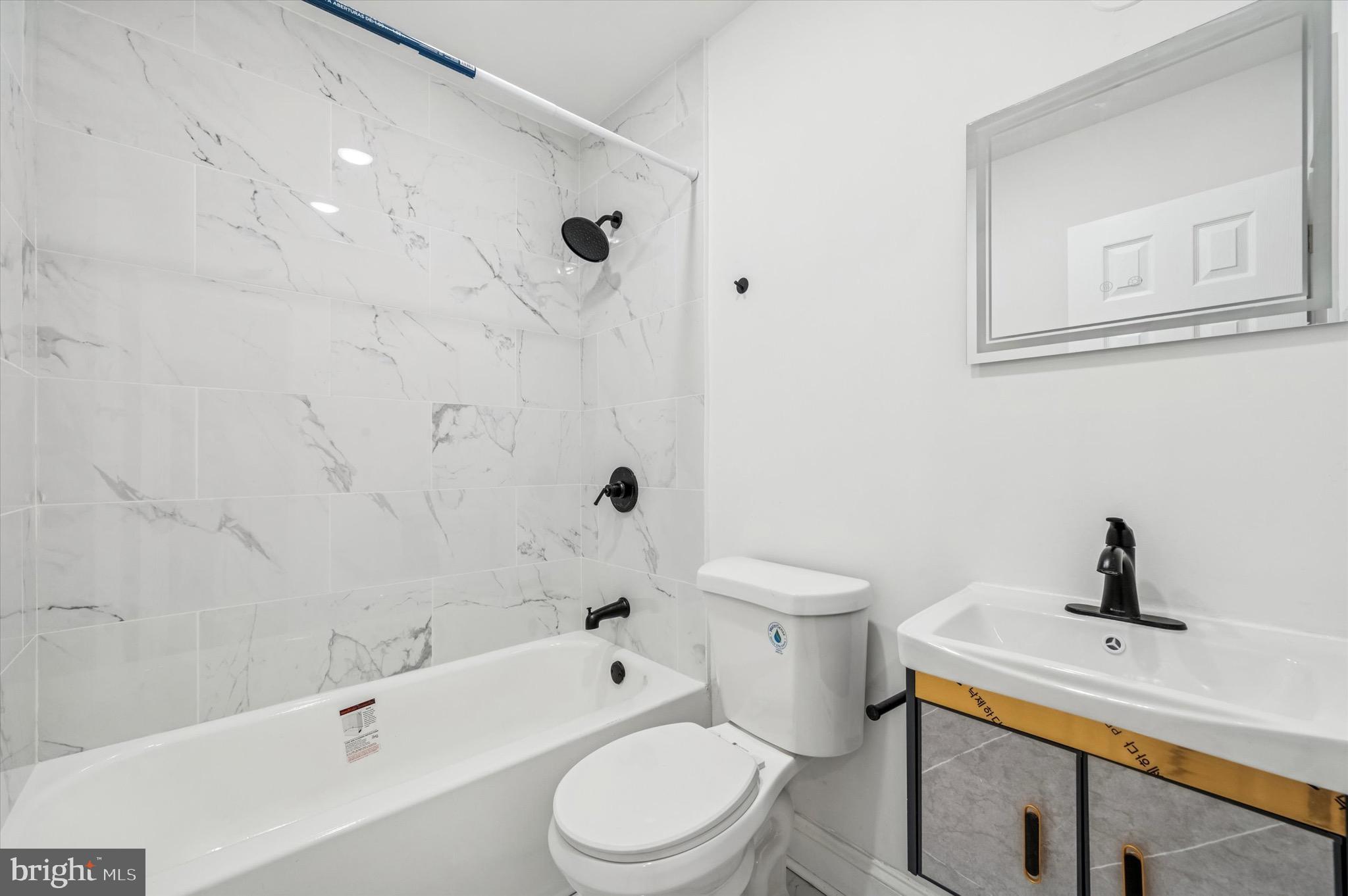 1925 South Redfield Street Philadelphia, PA 19143 - Photo 10 of 18