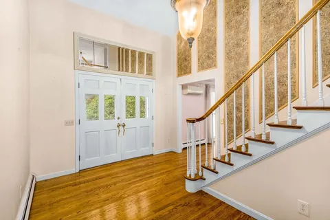 a view of an entryway