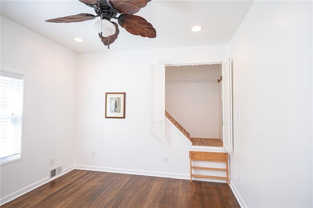 132 Galley Road Canonsburg, PA 15317 - Photo 12 of 25 Gallery Image 12