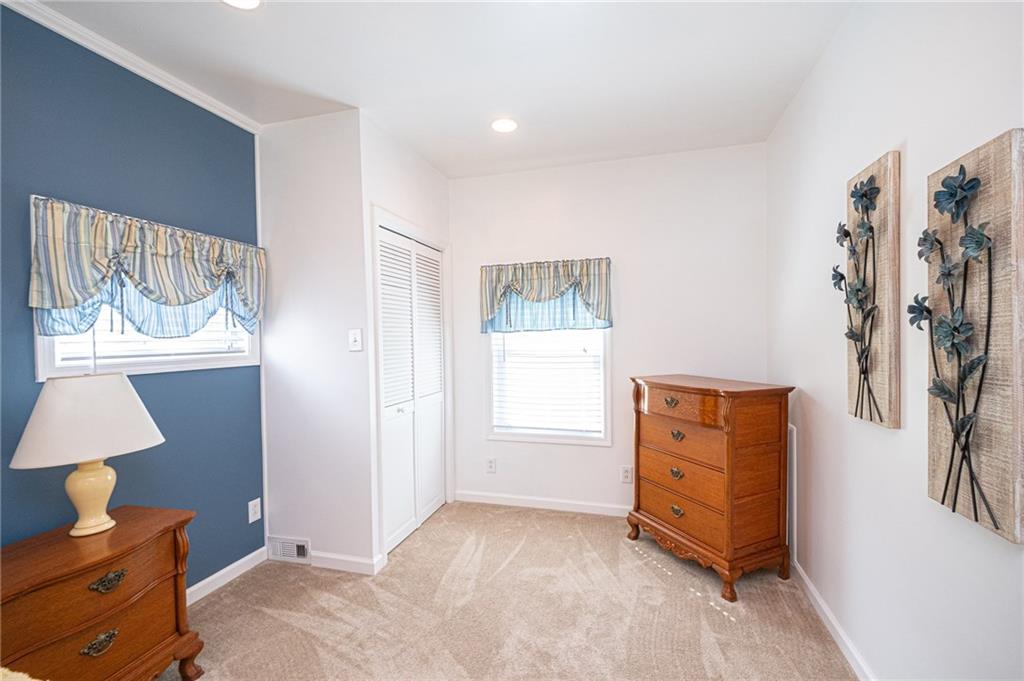 132 Galley Road Canonsburg, PA 15317 - Photo 13 of 25 Gallery Image 13