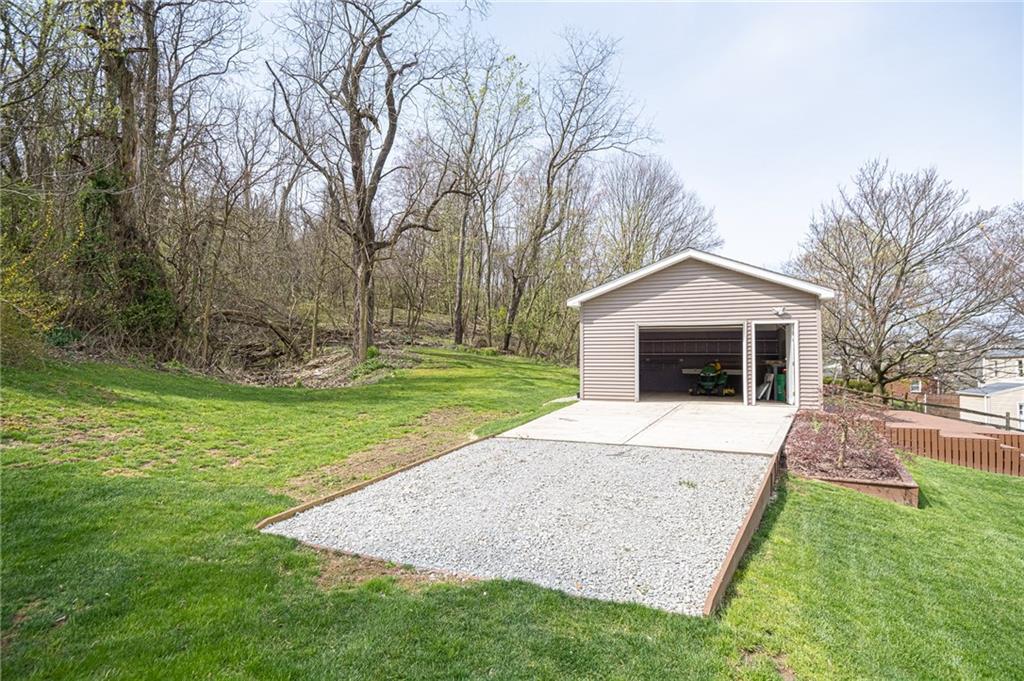 132 Galley Road Canonsburg, PA 15317 - Photo 21 of 25 Gallery Image 21