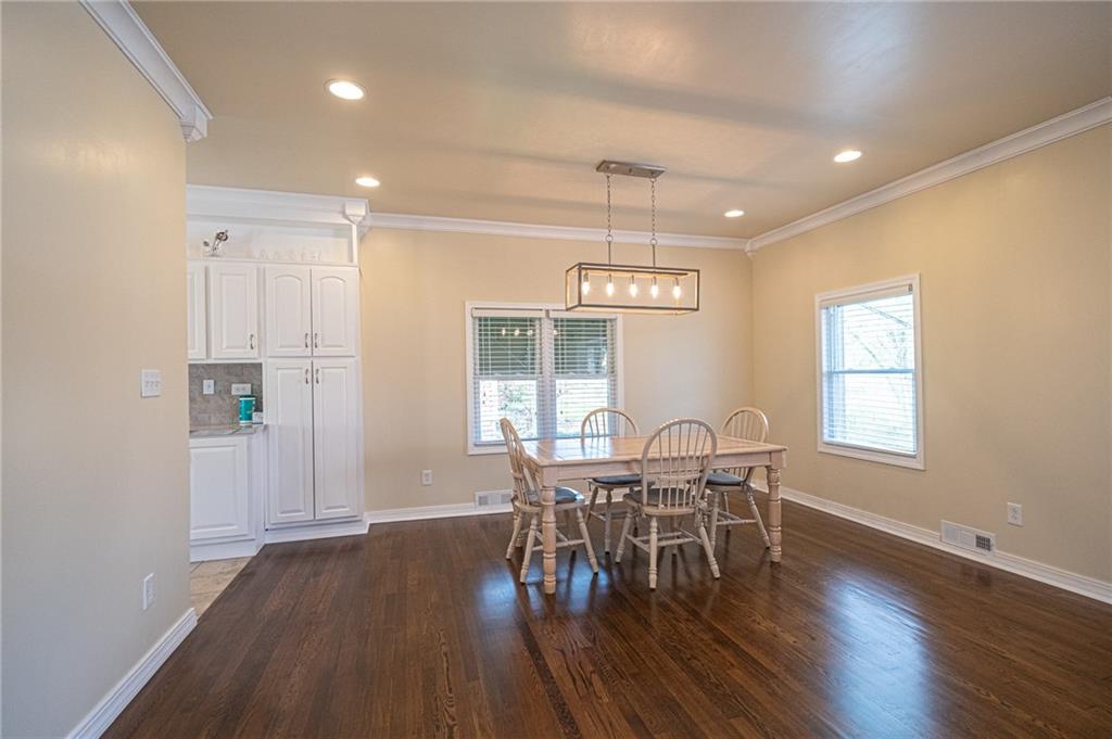 132 Galley Road Canonsburg, PA 15317 - Photo 4 of 25 Gallery Image 4