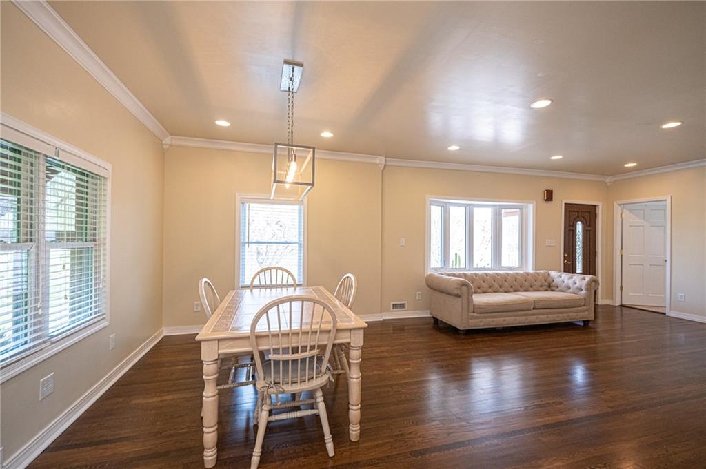 132 Galley Road Canonsburg, PA 15317 - Photo 5 of 25 Gallery Image 5