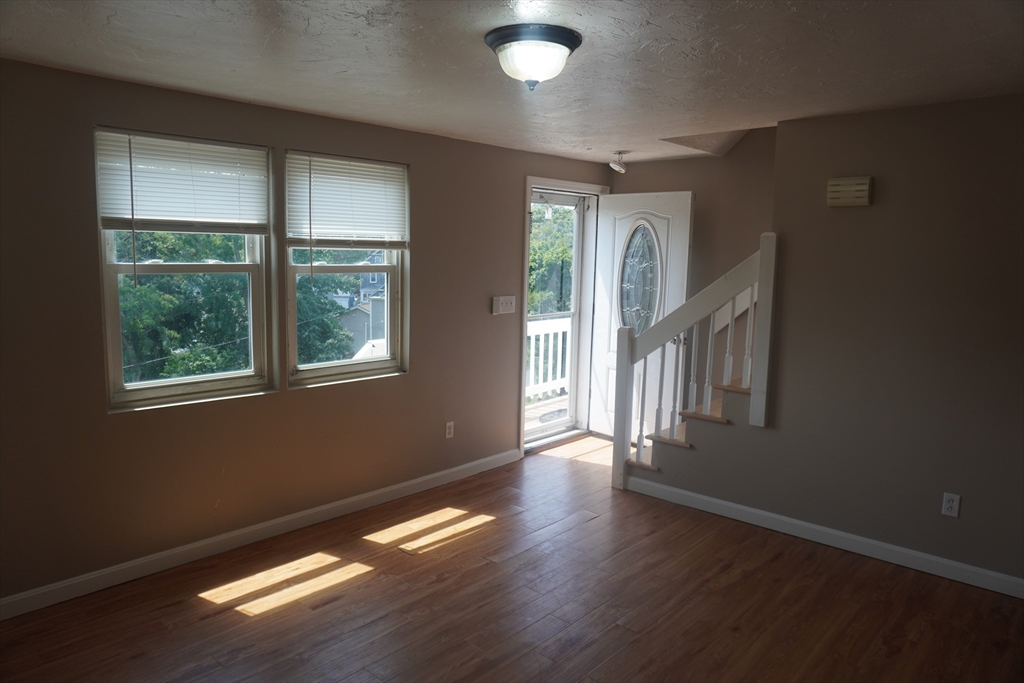 9 Hesper Street, Unit 9 Lynn, MA 01905 - Photo 2 of 20