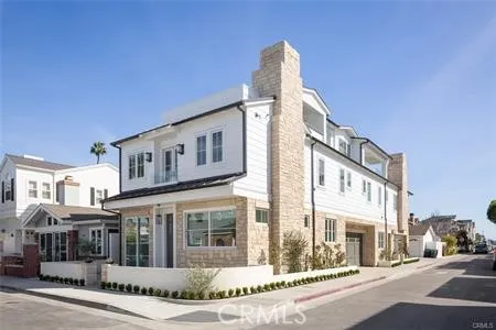 $7,995,000 | 400 40th Street, Newport Beach, CA 92663