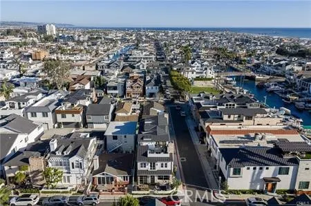$7,995,000 | 400 40th Street, Newport Beach, CA 92663