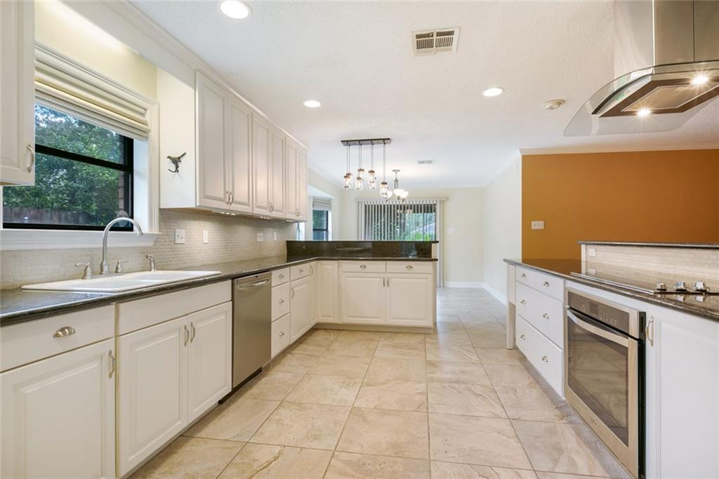 230 Devon Road Laplace, LA 70068 - Photo 8 of 18 Gallery Image 8