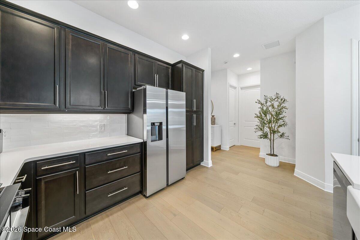 7980 Cache Crk Lane Melbourne, FL 32940 - Photo 15 of 47 Quartz Counters