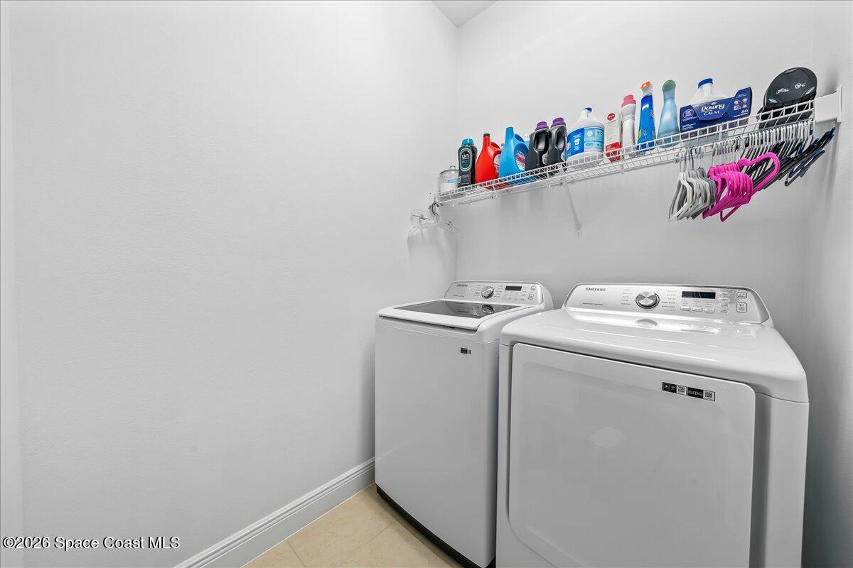 7980 Cache Crk Lane Melbourne, FL 32940 - Photo 27 of 47 Walk-in Laundry