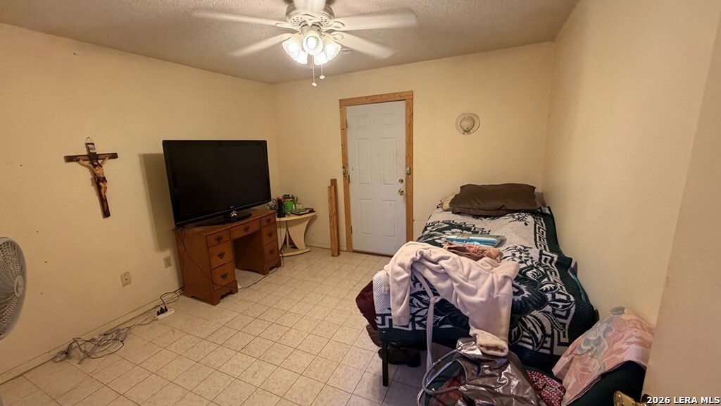 1558 Eidson Road Eagle Pass, TX 78852 - Photo 13 of 26