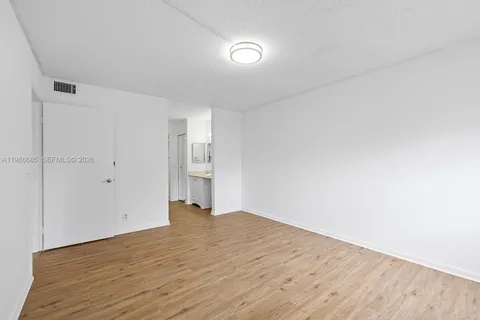$245,000 | 1401 Southwest 128th Terrace, Unit 103H, Pembroke Pines, FL 33027